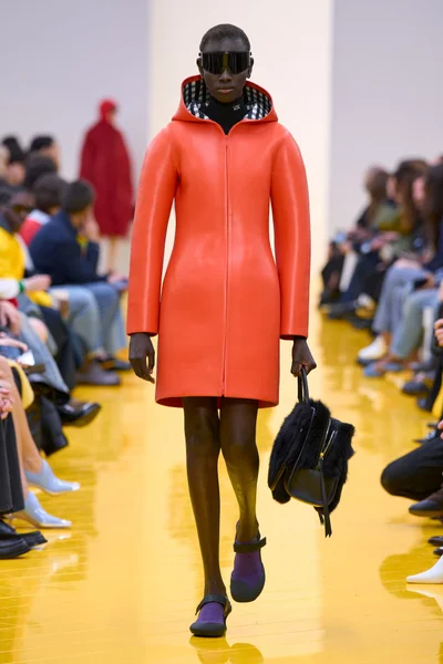 Look 38